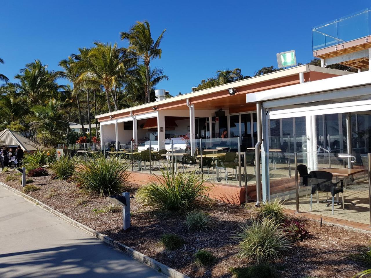 Moreton Island Villas And Apartments Tangalooma Esterno foto